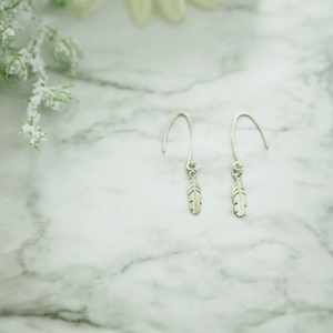 Sterling Silver Feather V Shaped Post Earrings jewelry Bee The Light 