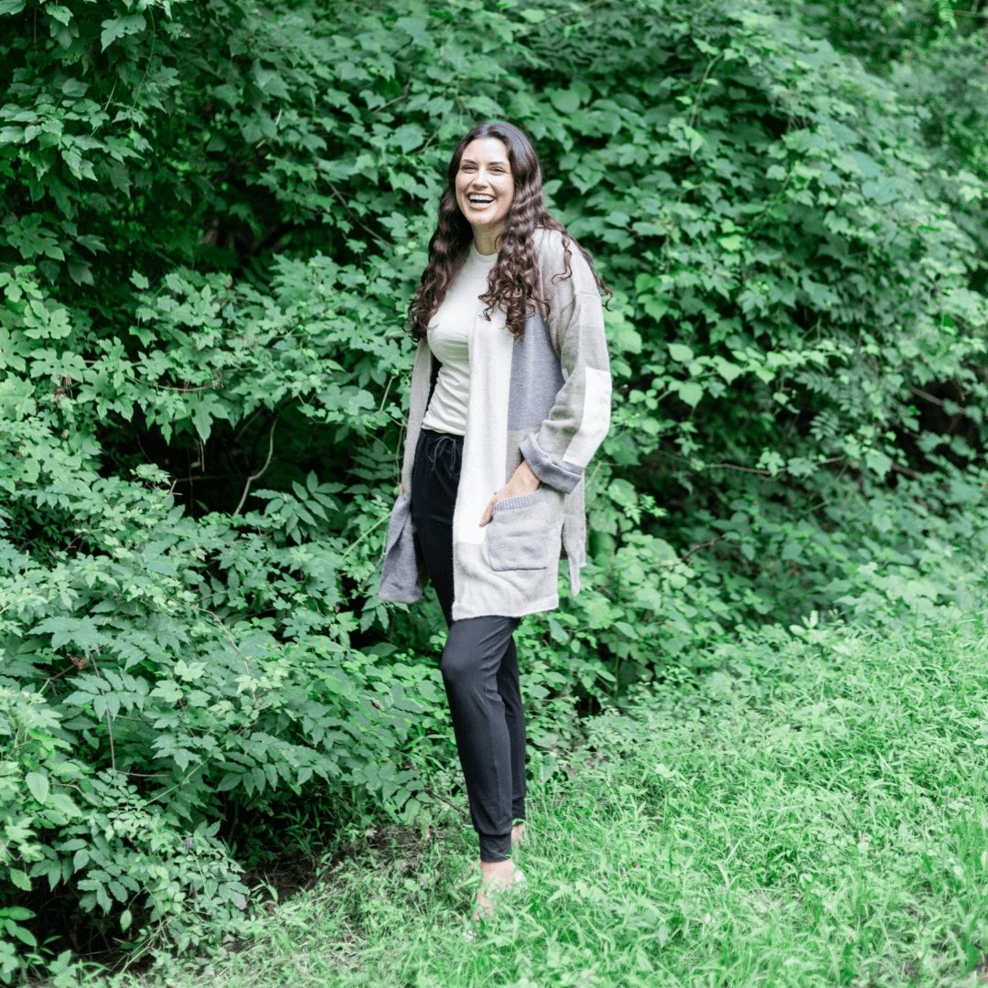 The Daphne Sweater - Bee The Light