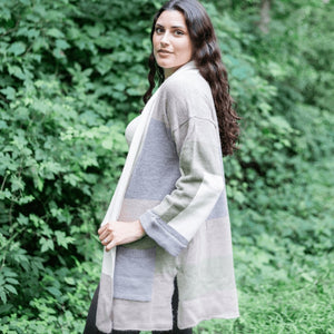 The Daphne Sweater - Bee The Light