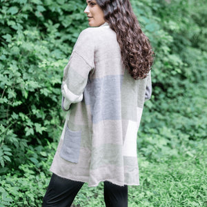 The Daphne Sweater - Bee The Light